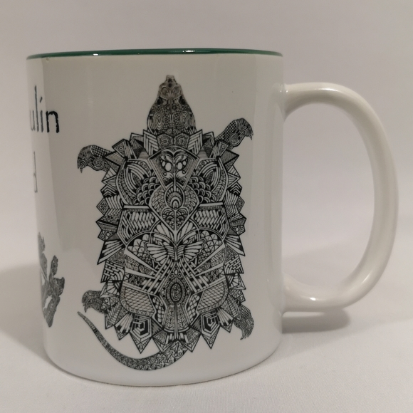 Manitoulin Island Coffee Tea Mug with Art Turtle, Fantastic Cond, White & Green - Picture 2 of 5